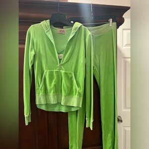 Juicy couture green set worn once with shirt included !!